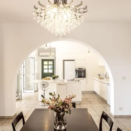 Villa Rhodia *